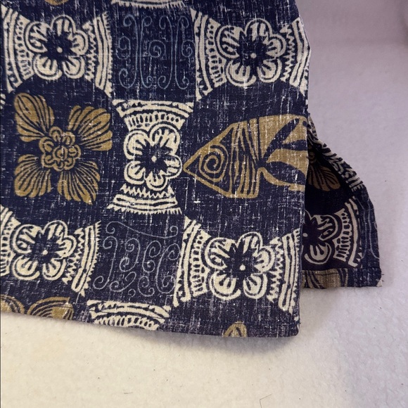 Reyn Spooner Hawaiian Aloha Shirt Blue White Tan Floral Cotton/Poly Sz XL - Picture 11 of 12